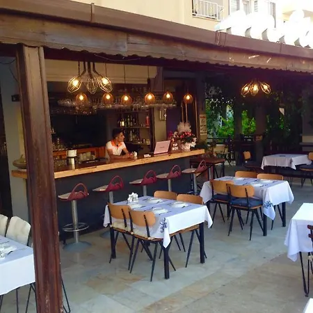 Hani Hotel 2*