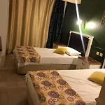 Ξενοδοχείο Hani 3*