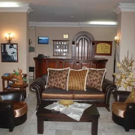 Hani 3*